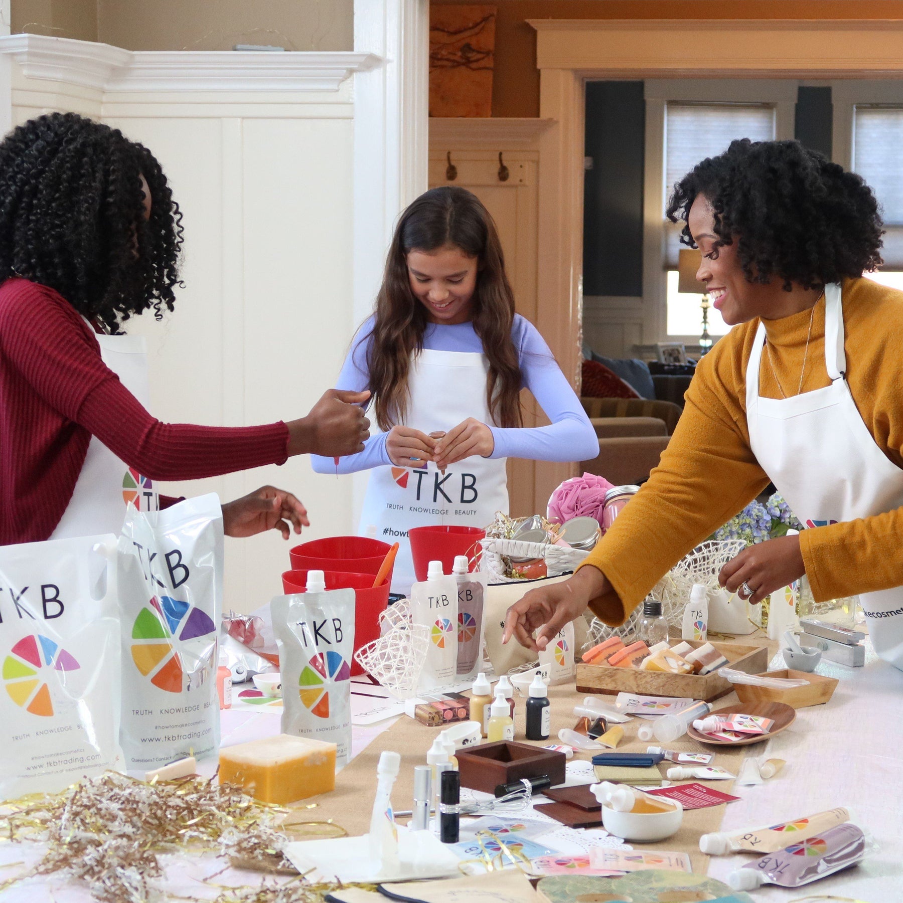 Cosmetic Ingredient Spotlight: TKB Oil Fusion for DIY Lip Gloss